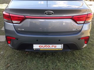 2020 Kia Rio IV, серый, 1795000 рублей, вид 3
