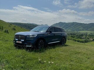 2021 Lincoln Aviator II, синий, 6999900 рублей, вид 3