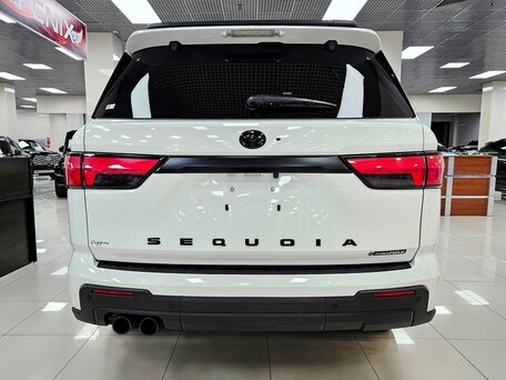 2025 Toyota Sequoia III, белый, 14799000 рублей, вид 5