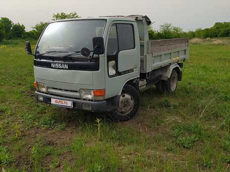 1995 Nissan Atlas, белый, 1930000 рублей, вид 5