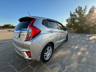 2013 Honda Fit III, серебристый, 950000 рублей, вид 4