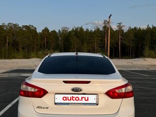 2013 Ford Focus III, белый, 680000 рублей, вид 5