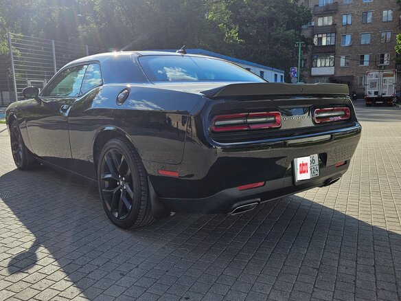 2019 Dodge Challenger III Рестайлинг 2, чёрный, 6000000 рублей - вид 5