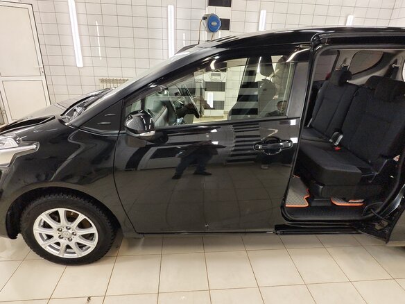 2015 Toyota Sienta II, чёрный, 1100000 рублей - вид 7