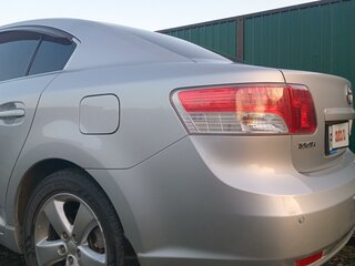 2009 Toyota Avensis III, серебристый, 1300000 рублей, вид 4