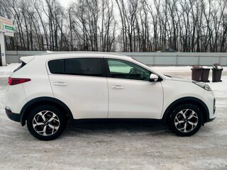 2018 Kia Sportage IV, белый, 2500000 рублей, вид 3