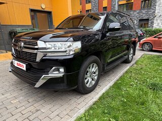 2018 Toyota Land Cruiser 200 Series Рестайлинг 2, чёрный, 5700000 рублей, вид 1