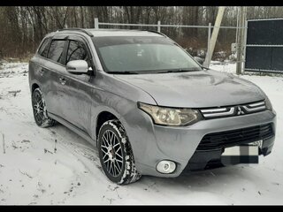 2012 Mitsubishi Outlander III, серый, 1600000 рублей, вид 2