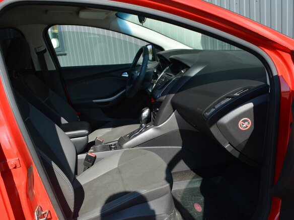 2012 Ford Focus III, красный - вид 18