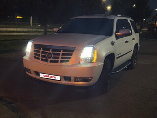 2007 Cadillac Escalade III, белый, 1300000 рублей, вид 1