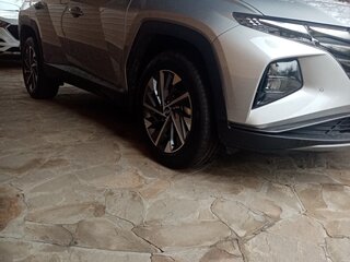 2024 Hyundai Tucson IV, серый, 3900000 рублей, вид 4