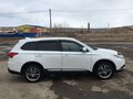 2018 Mitsubishi Outlander III Рестайлинг 2, белый - вид 3