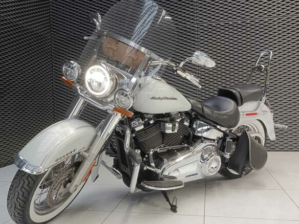 2019 Harley-Davidson Softail Deluxe, белый, 1800000 рублей - вид 5