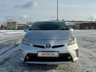 2011 Toyota Prius III Рестайлинг (XW30), серый, 1170000 рублей, вид 2
