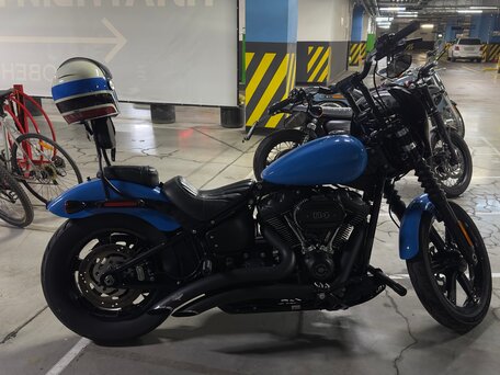 2022 Harley-Davidson Street Bob, синий, 1300000 рублей, вид 5