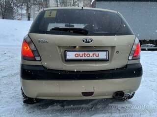 2007 Kia Rio II, бежевый, 355000 рублей, вид 5
