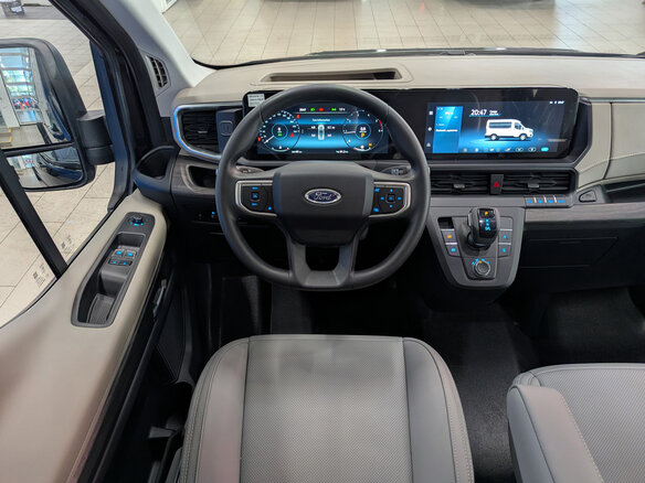 2026 Ford Transit, чёрный, 8403120 рублей - вид 13