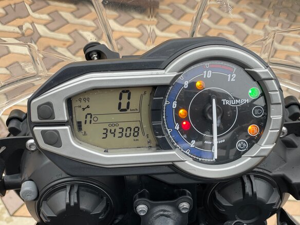 2013 Triumph Tiger 800, зелёный - вид 17