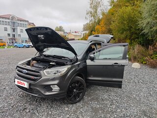 2017 Ford Kuga II Рестайлинг, серый, 1850000 рублей, вид 5