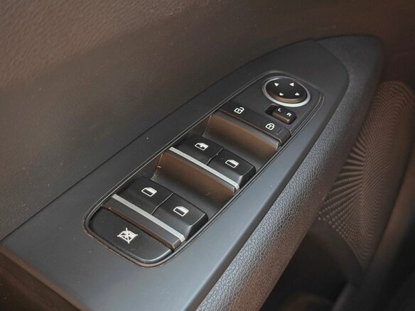 2022 Kia Cerato IV Рестайлинг, красный, 1689000 рублей - вид 20