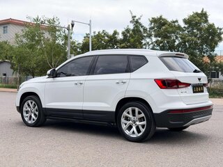 2024 Jetta VS5 I Рестайлинг 2, белый, 1950000 рублей, вид 4