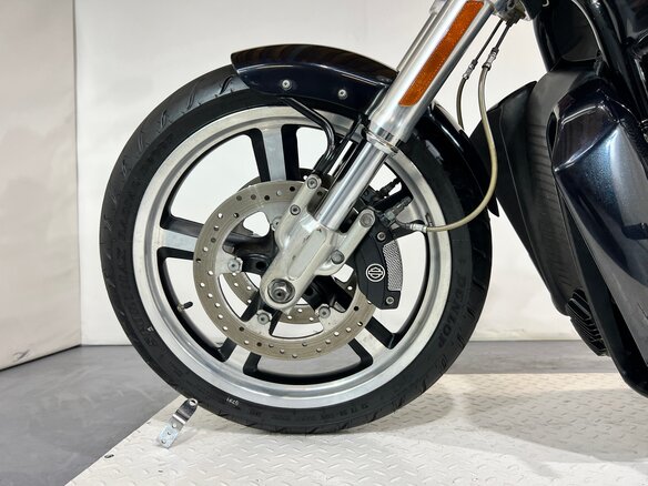 2012 Harley-Davidson V-Rod Muscle, чёрный, 940000 рублей - вид 13
