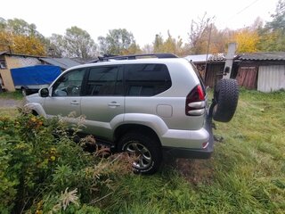 2008 Toyota Land Cruiser Prado 4-speed 120 Series Рестайлинг, серебристый, 2450000 рублей, вид 4