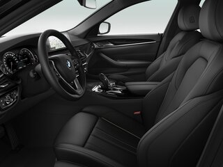 2017 BMW 5 серии 520d xDrive VII (G30/G31/G38), чёрный, 3900000 рублей, вид 4