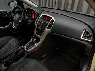 2010 Opel Astra J, зелёный, 549900 рублей, вид 5