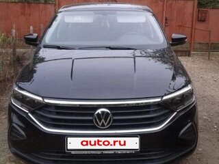 2021 Volkswagen Polo VI, чёрный, 1300000 рублей, вид 2