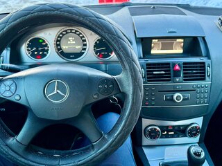 2008 Mercedes-Benz C-Класс 220 III (W204), серебристый, 1300000 рублей, вид 2