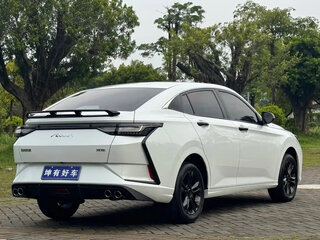 2023 Dongfeng Aeolus Yixuan I Рестайлинг, белый, 1250690 рублей, вид 4