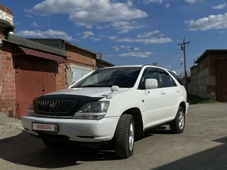 1999 Toyota Harrier I (XU10), белый, 780000 рублей, вид 1