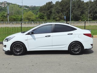 2014 Hyundai Solaris I, белый, 780000 рублей, вид 5