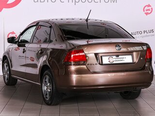 2014 Volkswagen Polo V, коричневый, 690000 рублей, вид 2