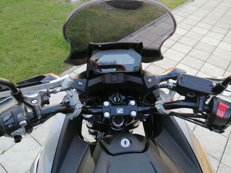 2017 Honda NC 700X, серебристый, 650000 рублей, вид 4