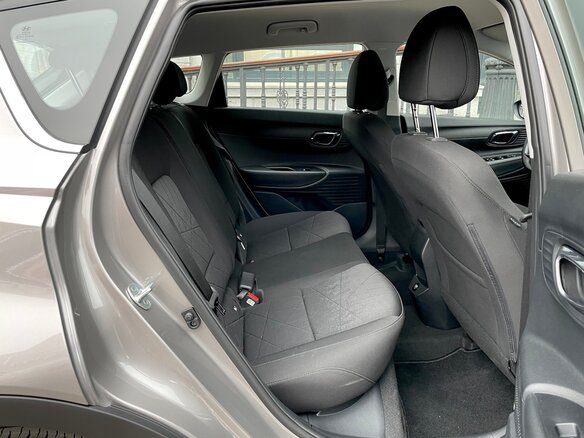 2022 Hyundai Bayon I, серый - вид 16