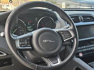 2020 Jaguar F-Pace I, белый, 3500000 рублей, вид 5