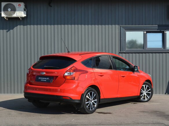 2012 Ford Focus III, красный - вид 8