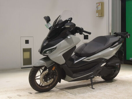 2024 Honda Forza, серый, 900000 рублей, вид 5