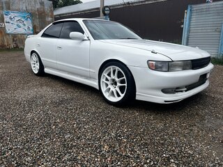 1993 Toyota Chaser V (X90), белый, 2000000 рублей, вид 3