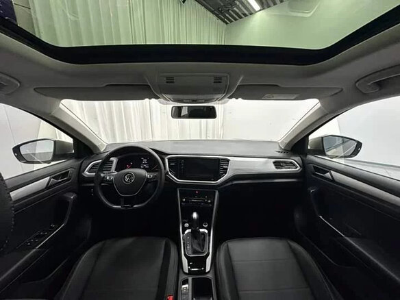 2023 Volkswagen T-Roc I (China Market), бежевый, 1350000 рублей - вид 8
