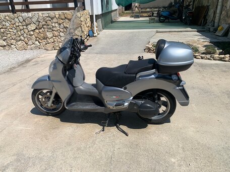 2004 Aprilia Scarabeo 500, серебристый, 375000 рублей, вид 2
