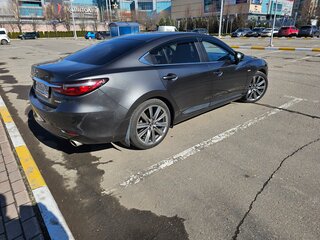 2019 Mazda 6 III (GJ) Рестайлинг 2, серый, 2300000 рублей, вид 5