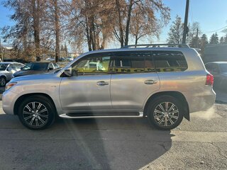 2009 Lexus LX 570 III, серый, 4000000 рублей, вид 4