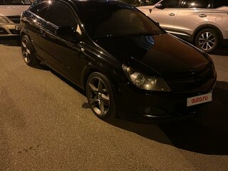 2010 Opel Astra GTC H Рестайлинг, чёрный, 750000 рублей, вид 1