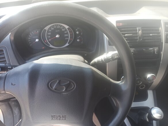2008 Hyundai Tucson I, серебристый, 750000 рублей - вид 9