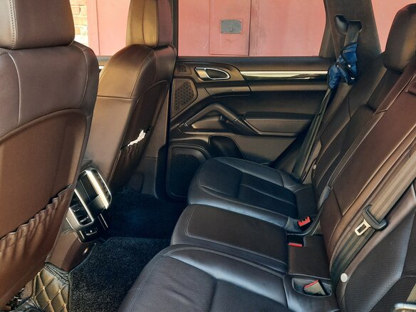 2012 Porsche Cayenne S II (958), чёрный, 2600000 рублей - вид 20