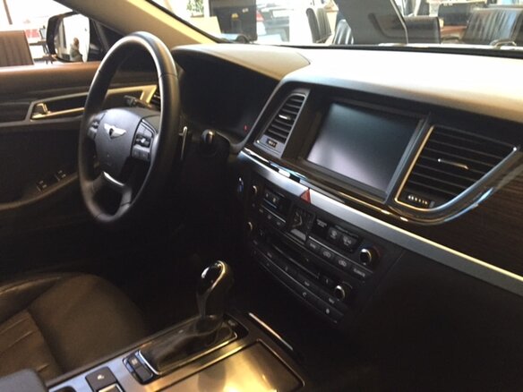 2015 Hyundai Genesis II, чёрный - вид 4