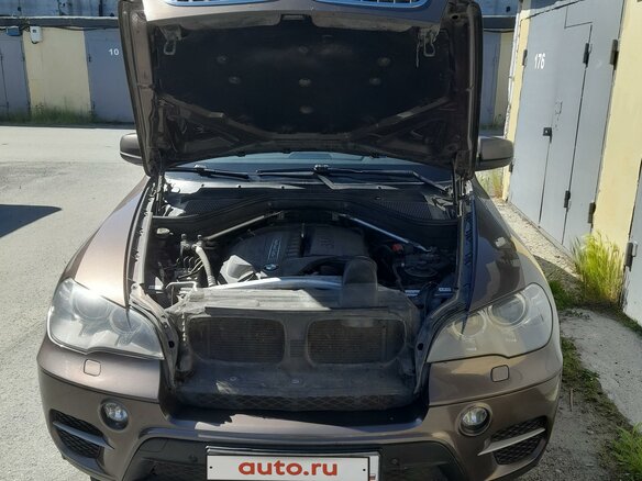 2013 BMW X5 35i II (E70) Рестайлинг, коричневый, 1950000 рублей - вид 4